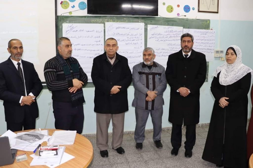 التعليم تتفقد دورة الجودة والاعتماد المدرسي بمديرية شمال غزة
