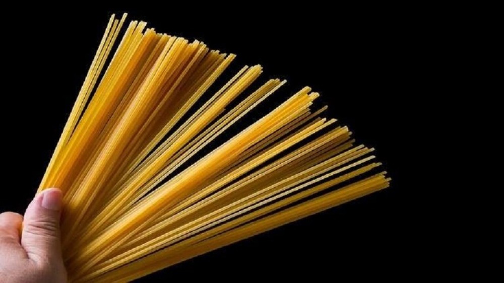 الكشف عن مطعم صيني يقدم المعكرونة بالمخدرات