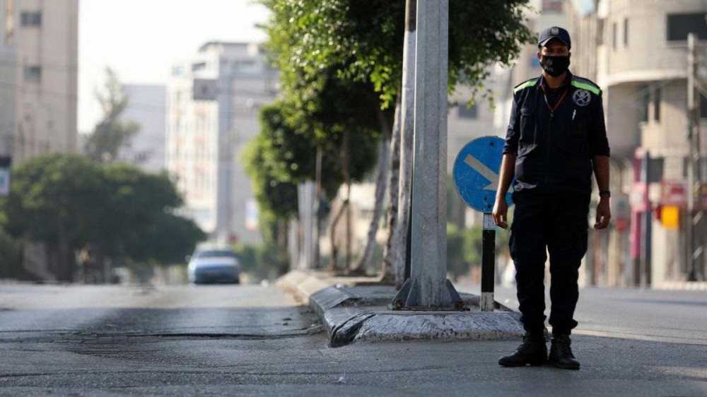 تمديد-حظر-التجوال-في-غزة-بعد-تصاعد-وتيرة-تفشي-كورونا