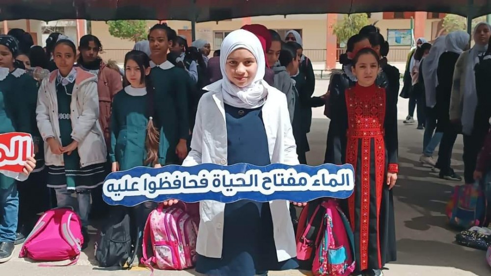 تعليم شرق غزة يحيي يوم المياه العالمي  بفعاليات بالمدارس
