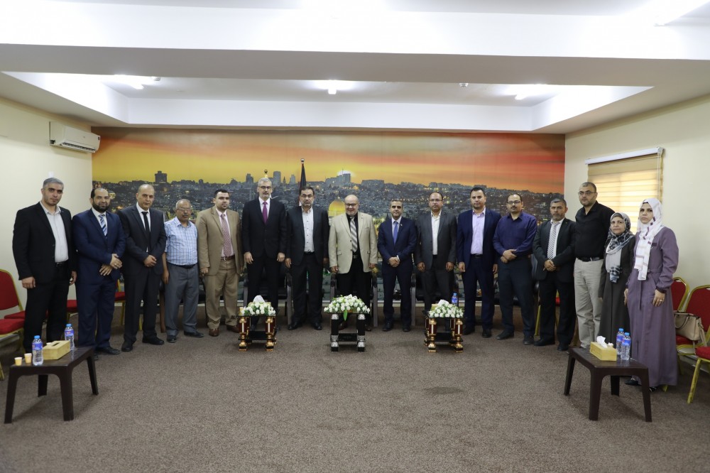 جانب من استقبال رئاسة العمل الحكومي للوفود الزائرة 