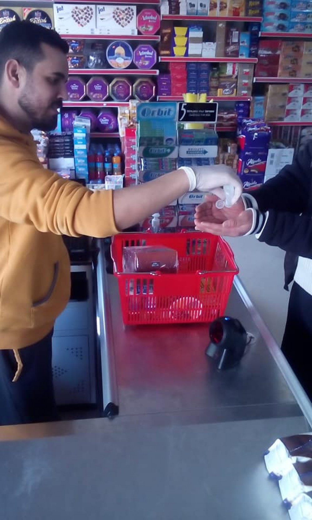 91337854_218915272760929_4978589281929920512_n