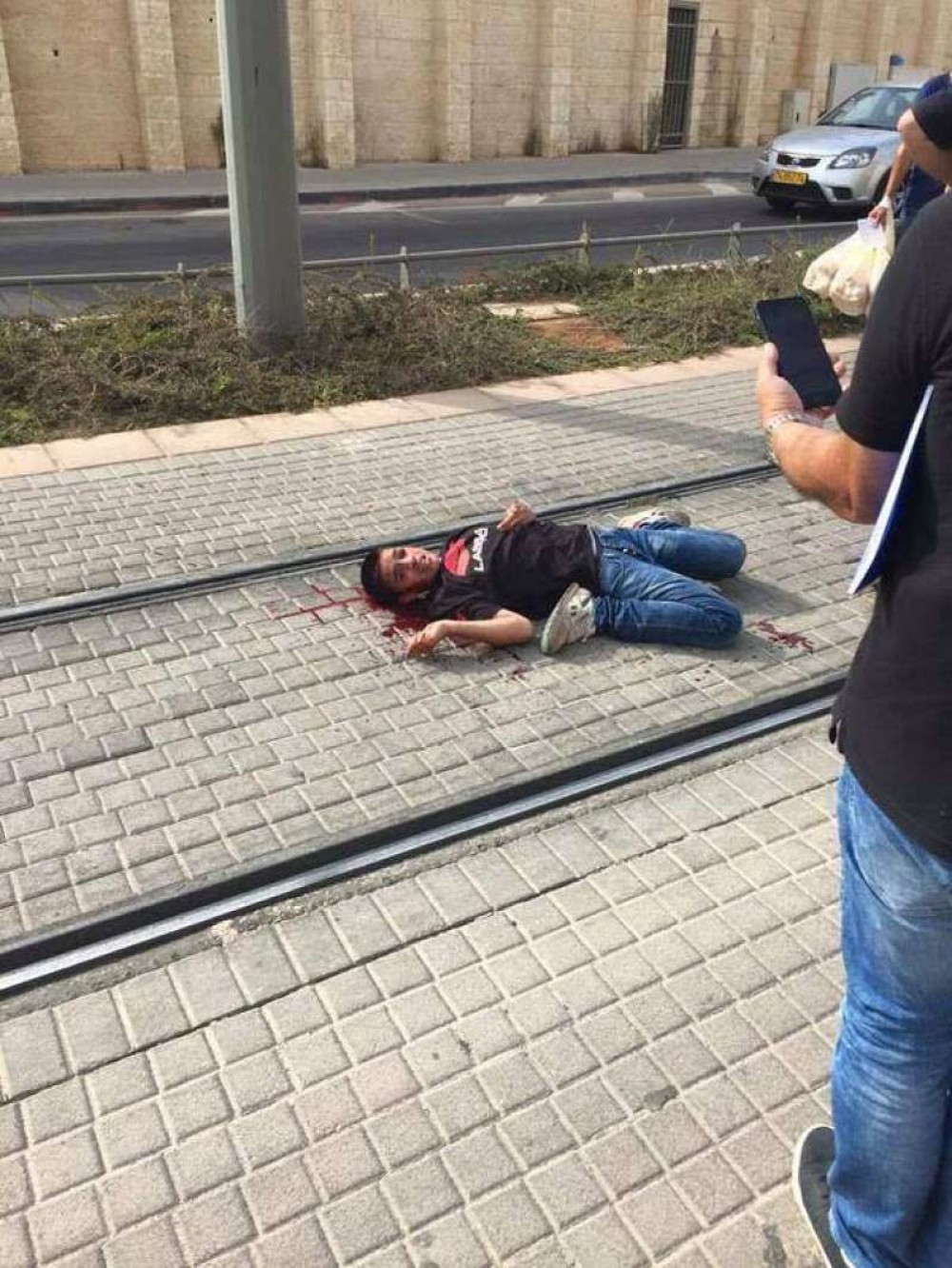 قتل طفل فلسطيني بعد زعم تنفيذه عملية طعن