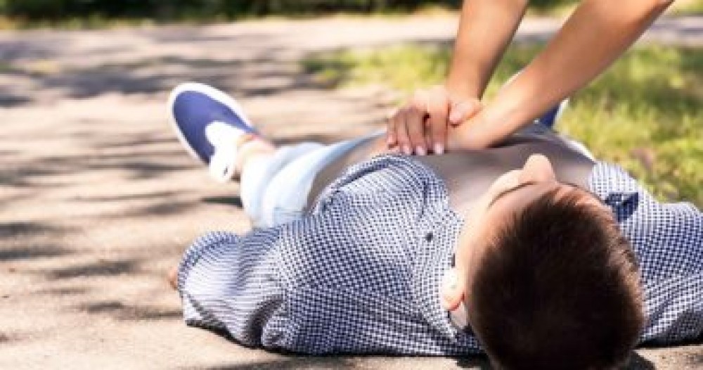 أعراض تحذيرية من النوبات القلبية يمكن أن تظهر فى عينيك