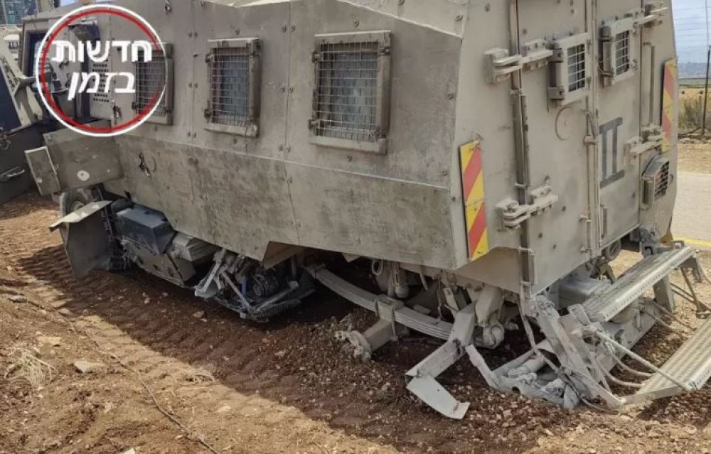 تضرر مركبات الاحتلال 