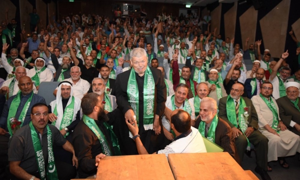 الشيخ عبد الله نمر درويش