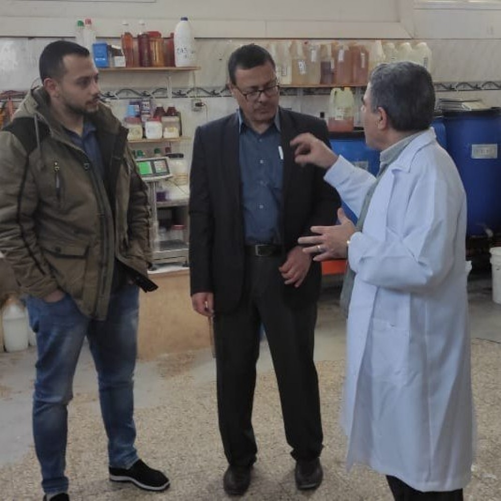 الاقتصاد: تنفيذ جولات تفقدية على منشآت صناعية في المحافظة الوسطى