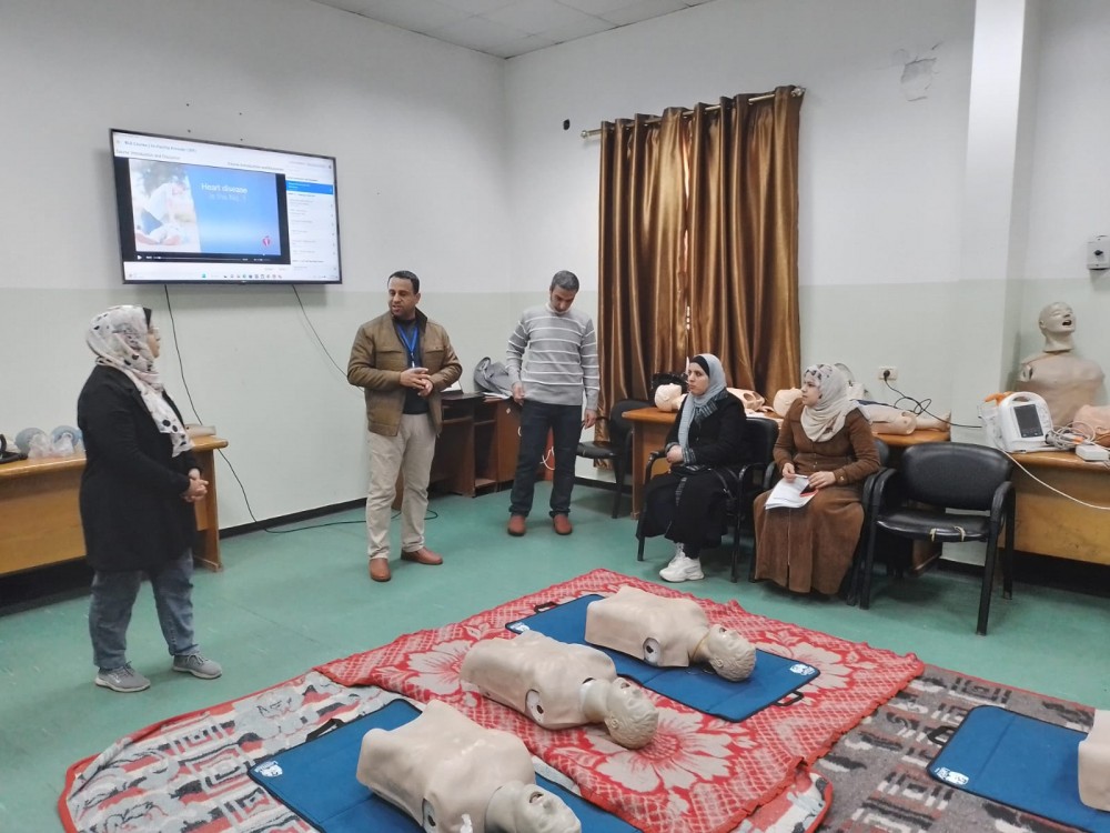  التنمية البشرية بالصحة تعقد دورات المهارات الأساسية لإنقاذ الأرواح