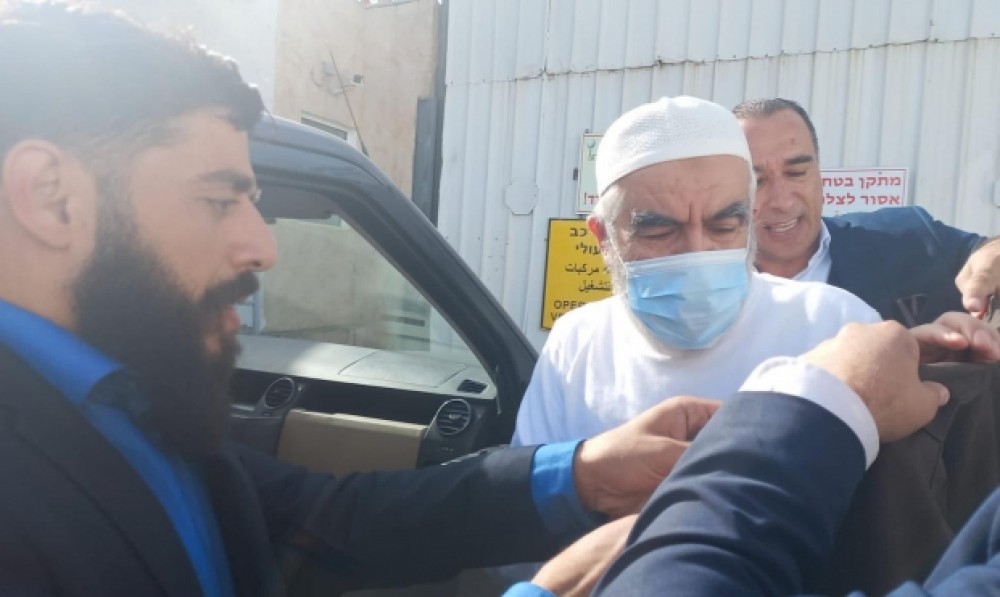 لحظة الافراج عن الشيخ رائد صلاح