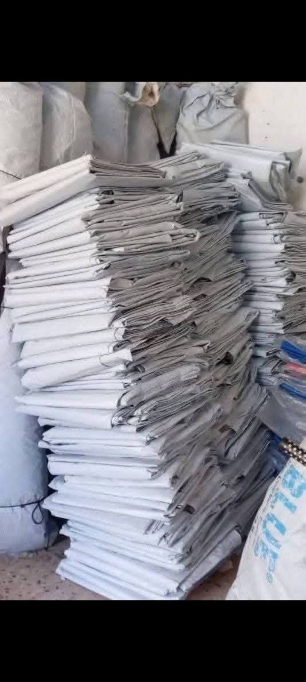 الاقتصاد تحرر محاضر ضبط بحق مخالفين لتسعيرة الشوادر في غزة