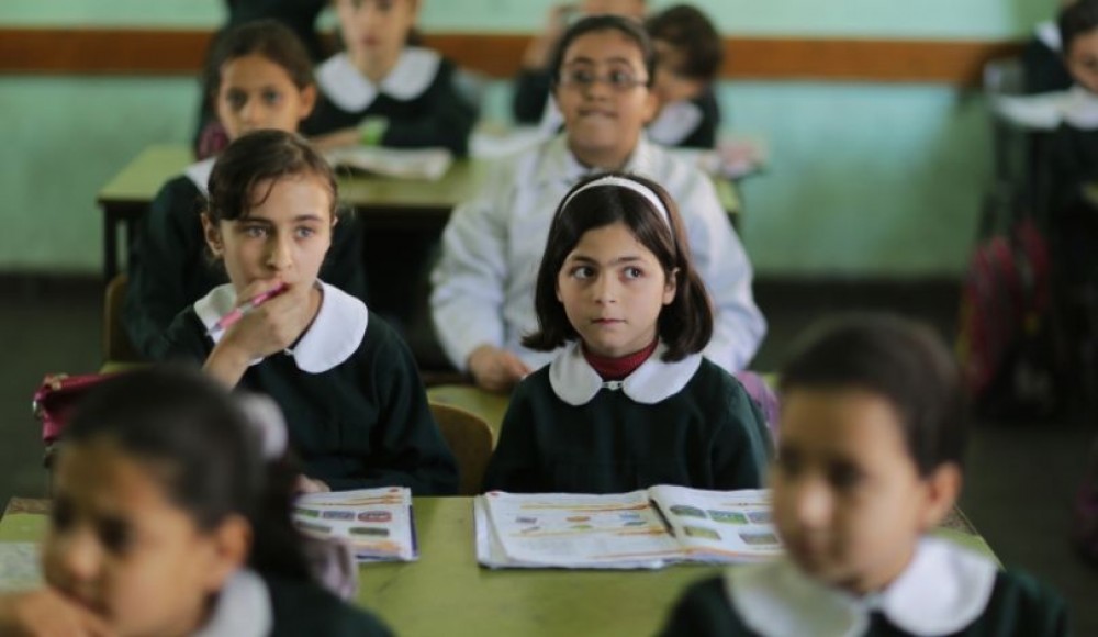 طالبات في أحد المدارس