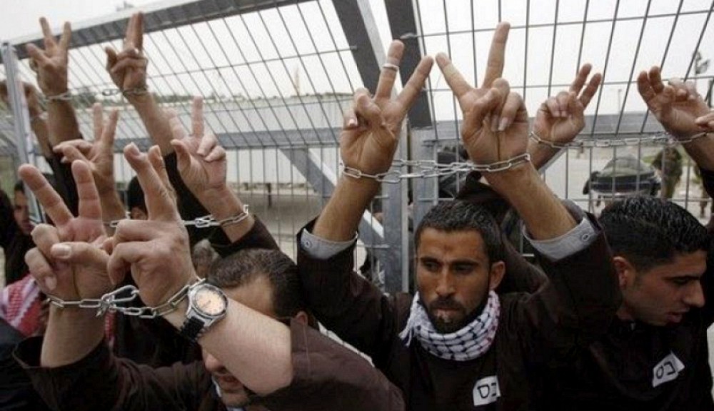 صورة من الارشيف