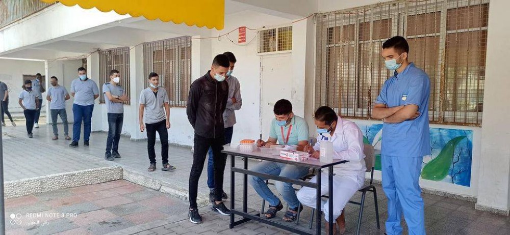 مدارس تعليم الوسطى تستقبل وحدة مكافحة الأوبئة التابع للصحة