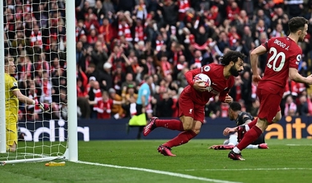 ليفربول يعود من بعيد ويفرض التعادل على أرسنال