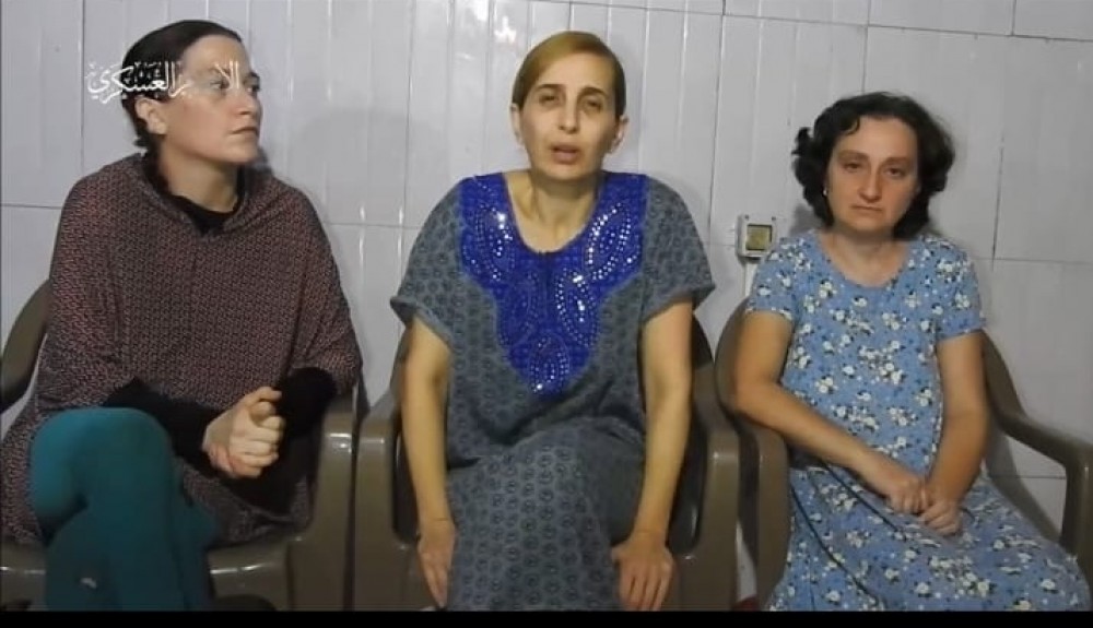 الأسيرات الإسرائيليات خلال الرسالة المصورة 