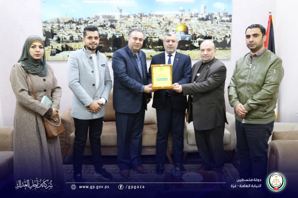 النائب العام يؤكد على الشراكة والتكامل مع كافة مكونات الجسم النقابي في قطاع غزة