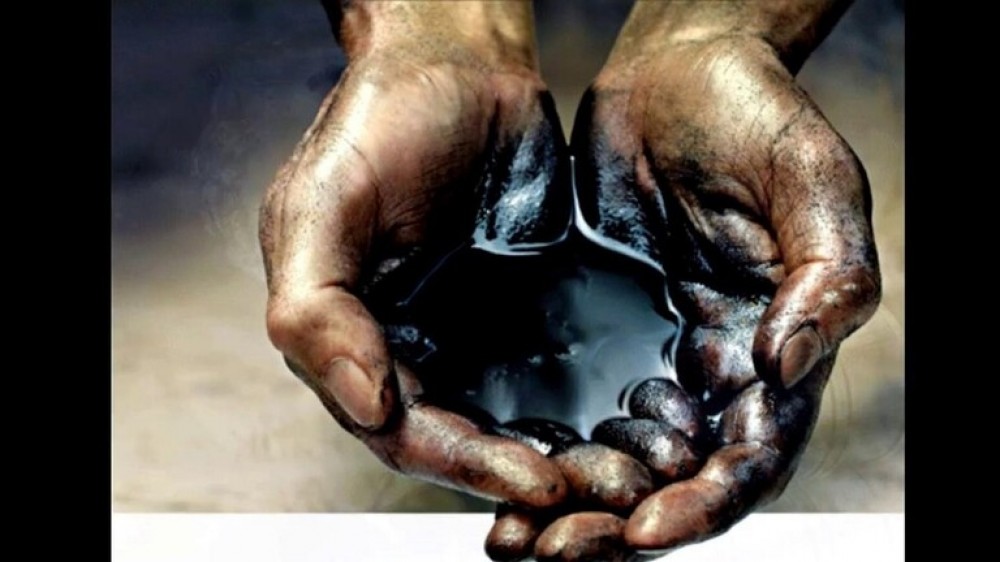 علماء يعثرون على بكتيريا تأكل النفط وتحوّله إلى غاز طبيعي