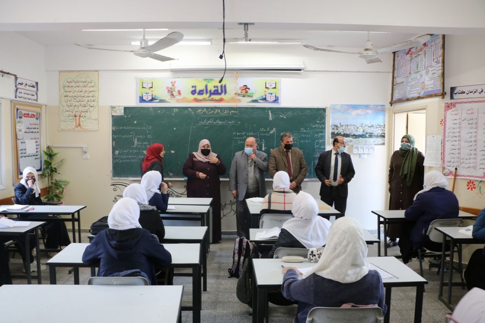 طوارئ التعليم تجري جولة على عددٍ من مدارس مديرية الوسطى