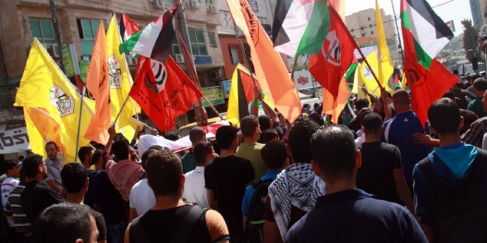 جنازة-الشهيد-العزة-في-الخليل-1-660x330