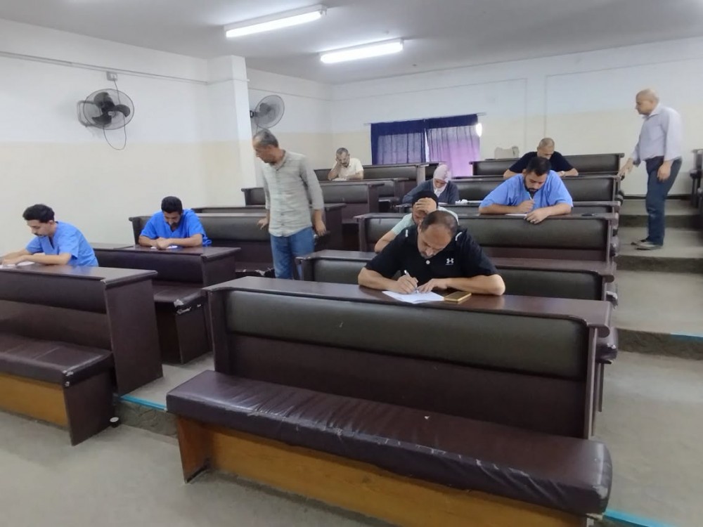  تنمية القوى البشرية تعقد امتحان نهاية دورة غسيل الكلى لـ55 من كوادر التمريض
