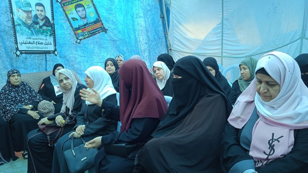 شؤون المرأة والإطار النسائي للجهاد يعزون شهداء العدوان