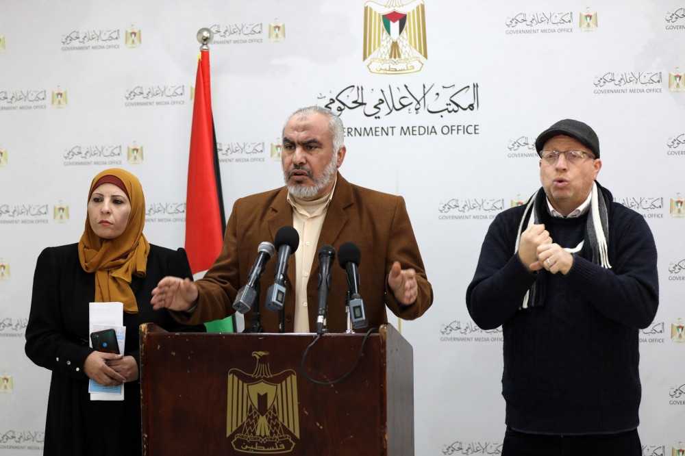 وكيل وزارة التنمية الاجتماعية خلال لقاء مع مسؤول 
