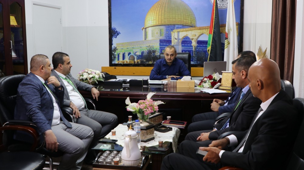 العمل وشركة جوال تبحثان تعزيز التعاون المشترك