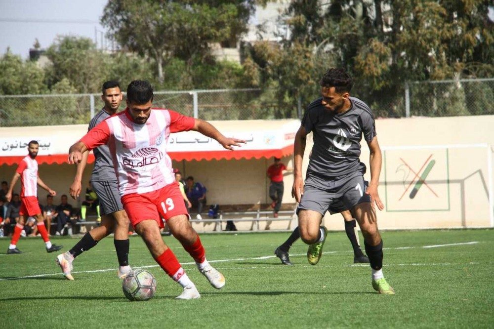 بيت حانون الأهلي وخدمات خانيونس يتعادلان إيجابياً ويبقيان في المربع الذهبيّ
