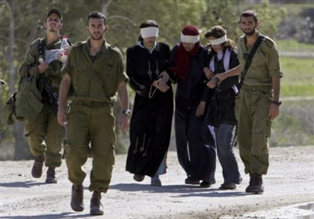 اعتقال 3 فتيات فلسطينيات 