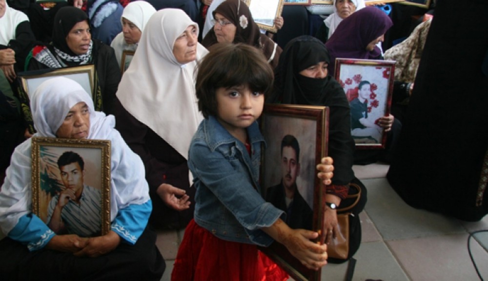 أهالي الأسرى
