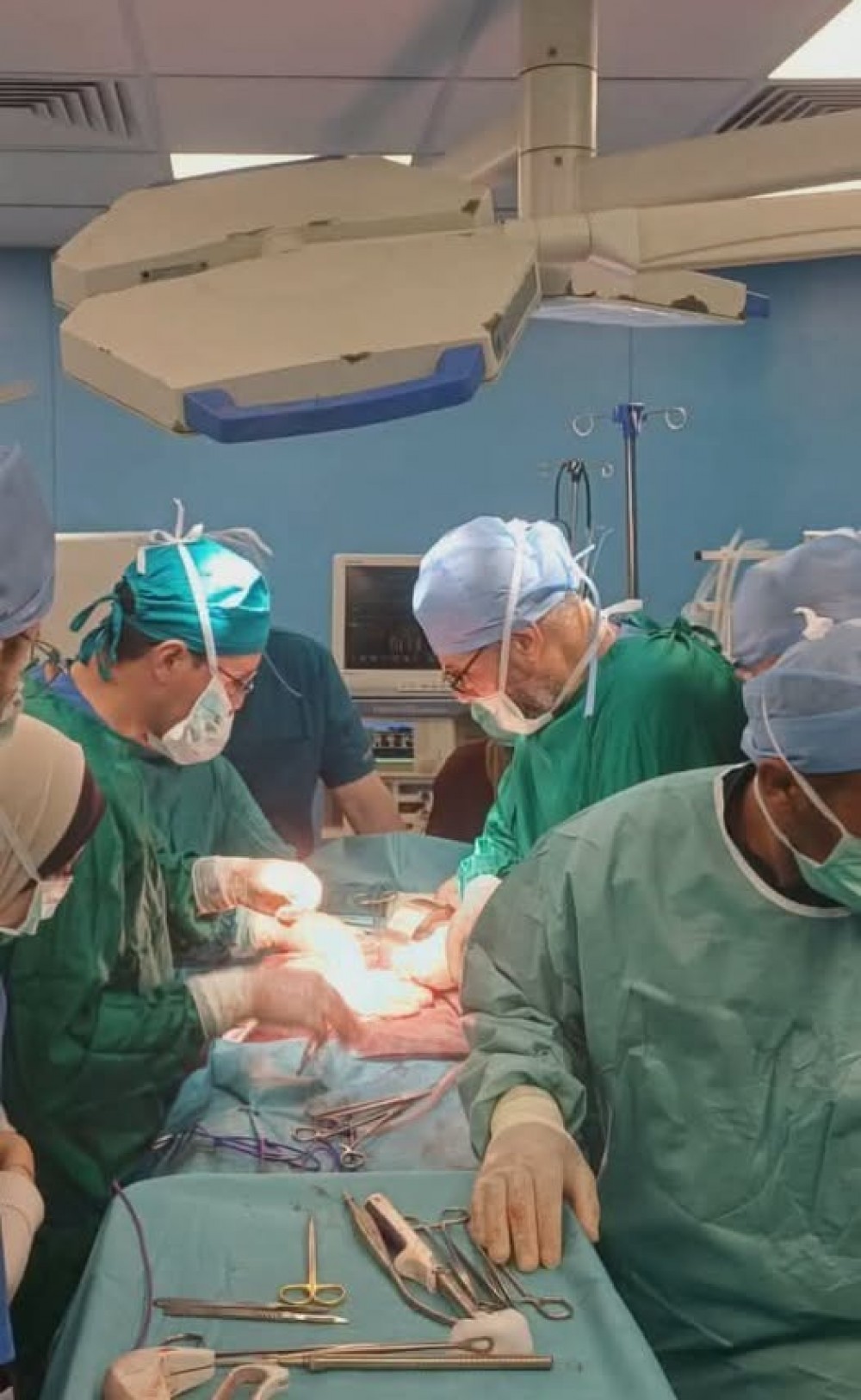 نجاح عملية معقدة لاستئصال ورم بالبنكرياس في 