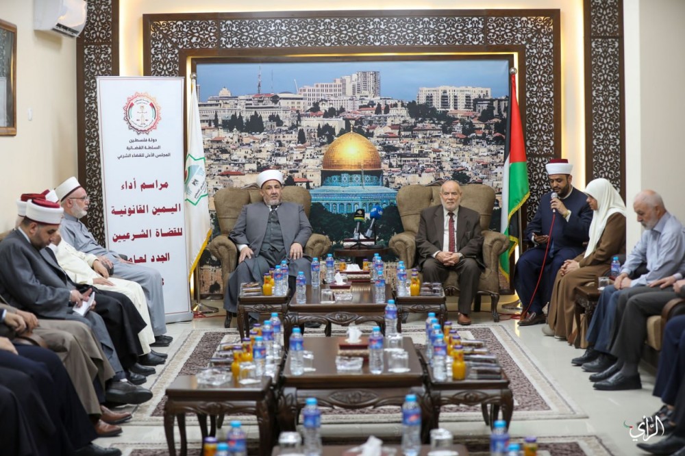 photo_6048539307393794617_y