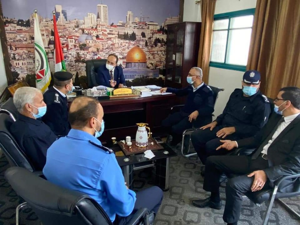 نيابة وشرطة الوسطى: تشديد الإجراءات بحق المخالفين لتعليمات السلامة 