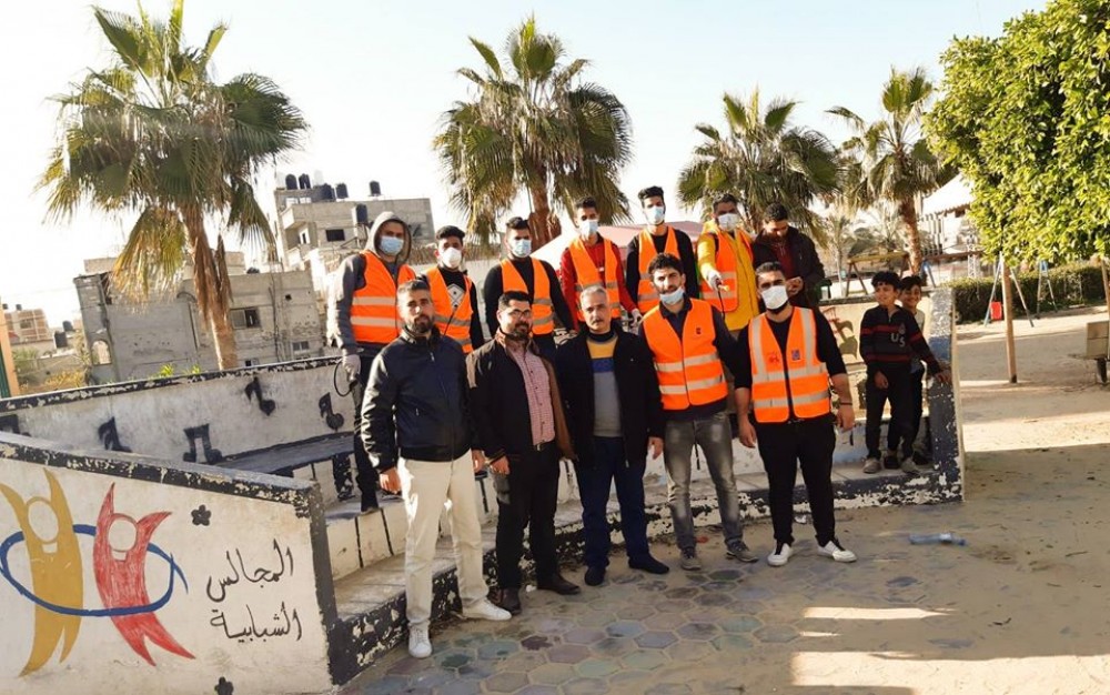  بلدية خان يونس: تنفيذ مبادرة مجتمعية لتعقيم شوارع ومرافق المدينة