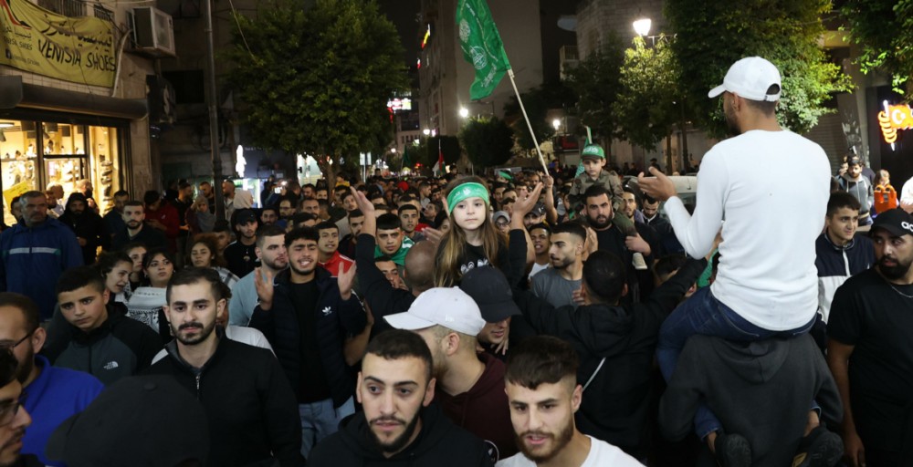 image_processing20231012-13199-iauqin