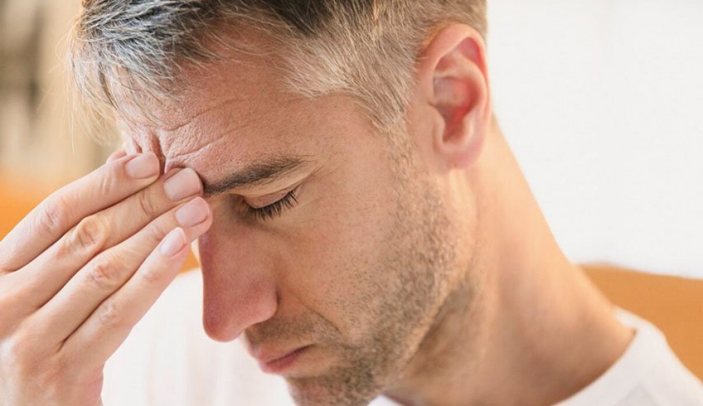 عدم تحمل الضوء والأصوات والروائح... ما سبب هذه الاعراض؟