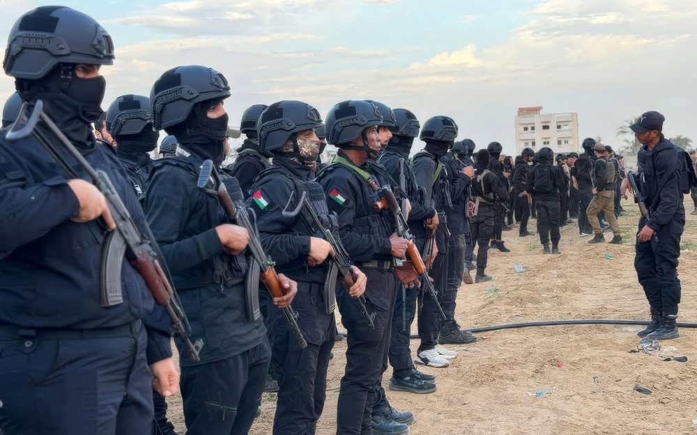 مشروع تسليح ميليشيات غزة يواجه اتهامات بالفشل