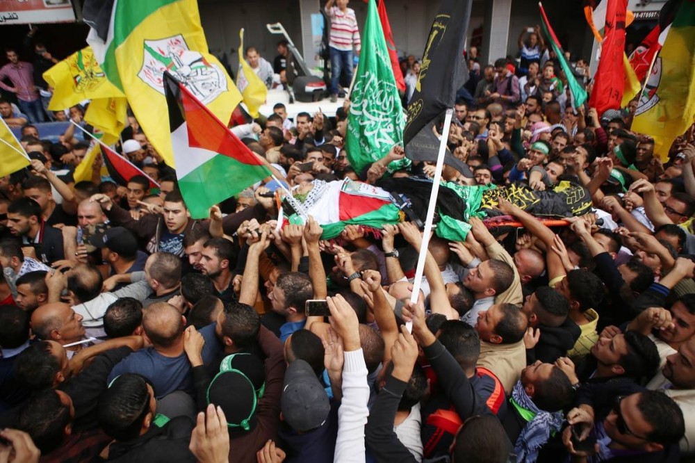 أحد شهداء الانتفاضة بالضفة 