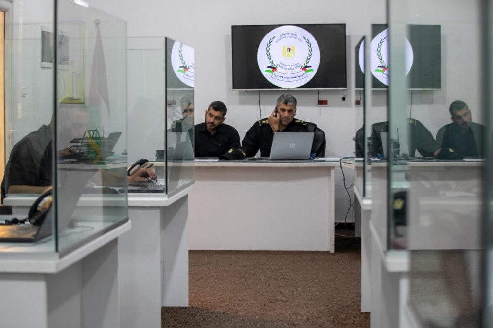 العمليات المركزية تتعامل مع أكثر من 55 ألف اتصال من المواطنين