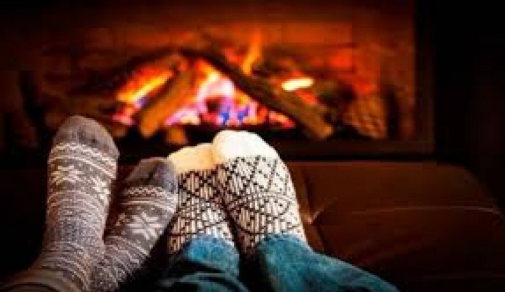 ما أسباب برودة القدمين وكيف يمكن علاجها؟