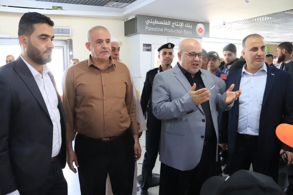 جانب من وداع رئيس متابعة العمل الحكومي أ. عصام الدعليس لحجاج قطاع غزة هذا العام (14)