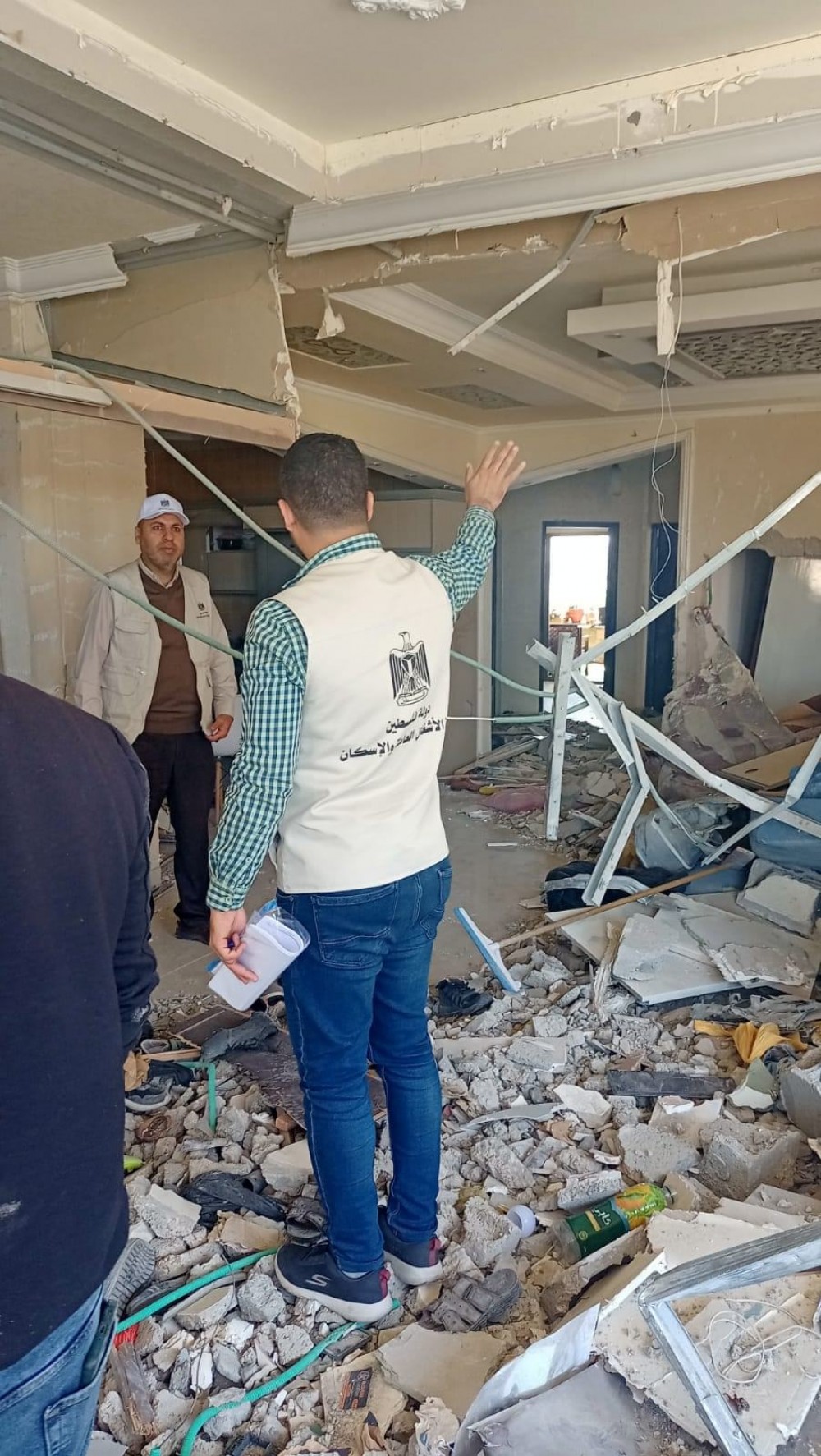 الأشغال تعقد اجتماعاً للجنة الطوارئ التابعة لها 