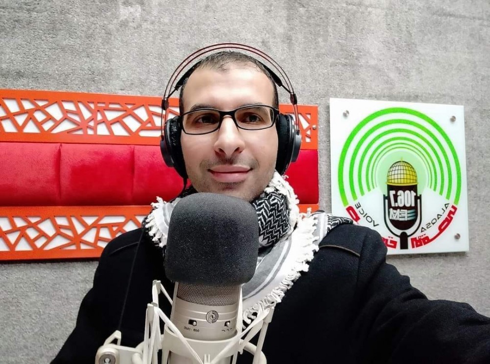 الشهيد الصحفي أبو حسين 