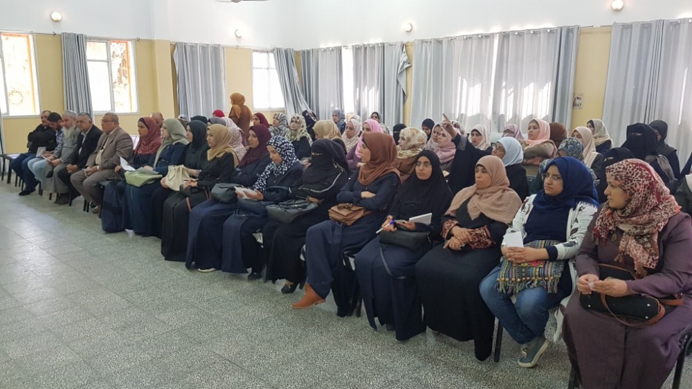 تعليم شمال غزة يناقش مع مدراء رياض الأطفال والمدارس قضايا تعليمية