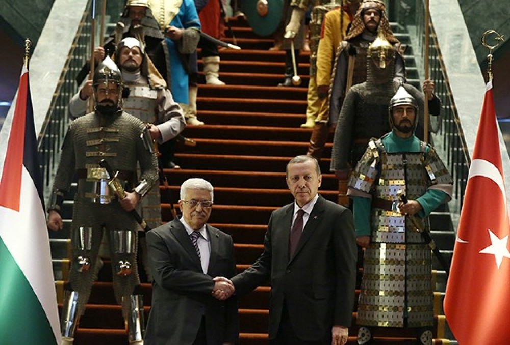 لقاء سابق بين اردوغان وعباس