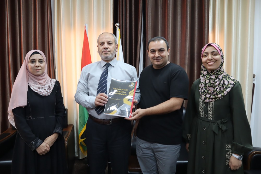 سلطة الأراضي تنتهي من  الخطة الاستراتيجية للأعوام 2023-2028