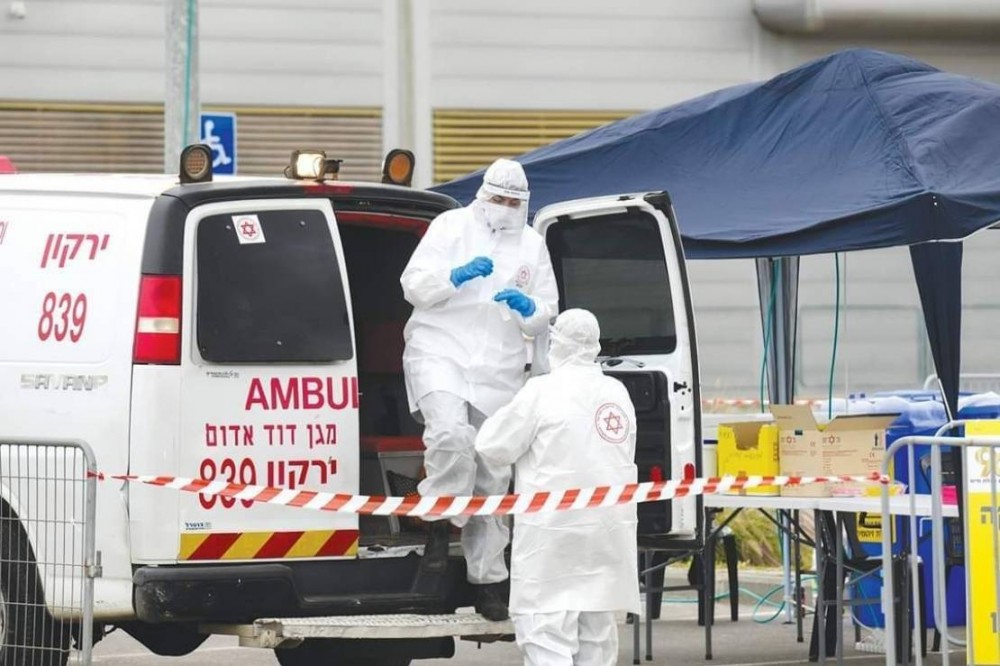 إجراءات مواجهة الفيروس مستمرة في أنحاء العالم