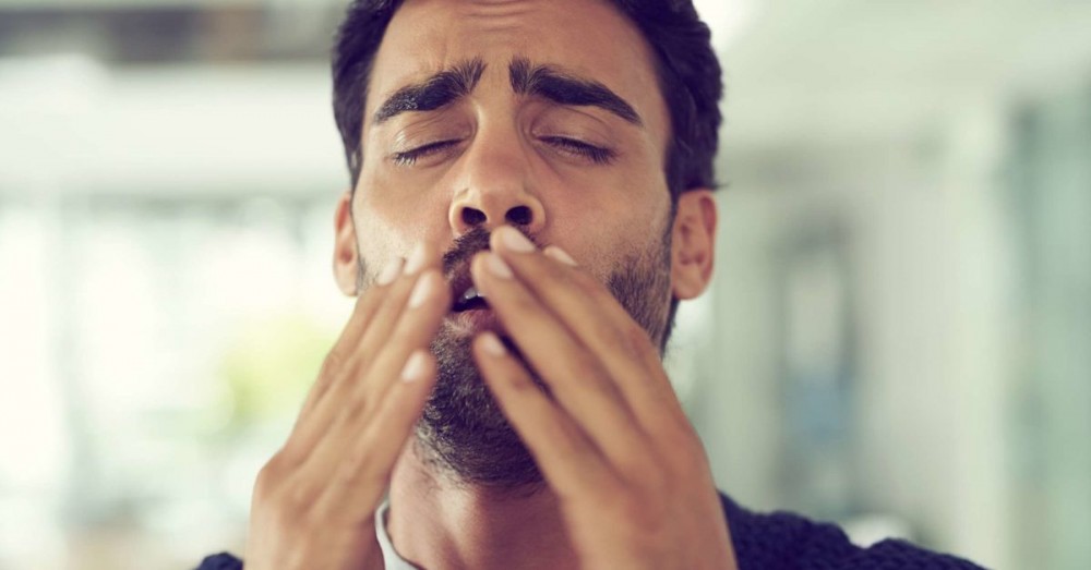 لماذا تعطس في الصباح؟.. تعرف على الأسباب والعلاج
