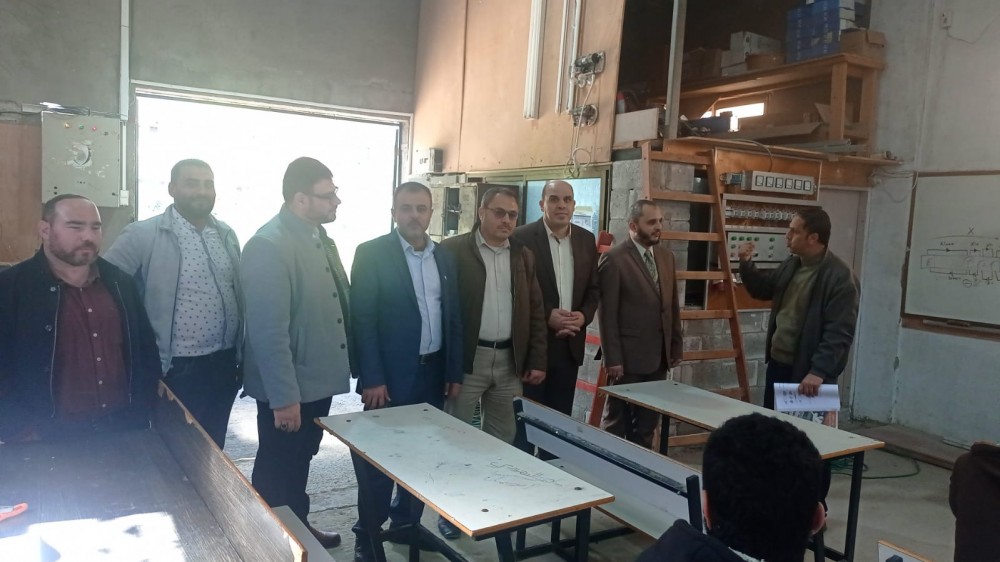الغصين يتفقد مركز تدريب ومديرية عمل شمال قطاع غزة