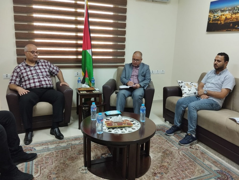 وحدة التخطيط والتوعية تزور مكتب المشاريع في مكتب التخطيط والتعاون الدولي